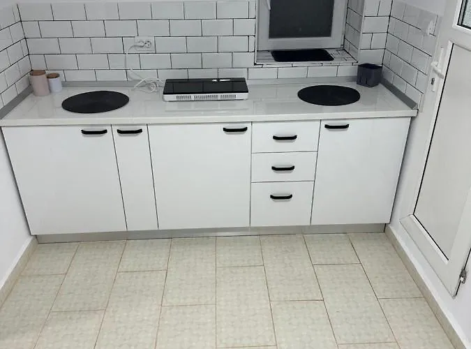 Apartamnet Regim Hotelier شقة *